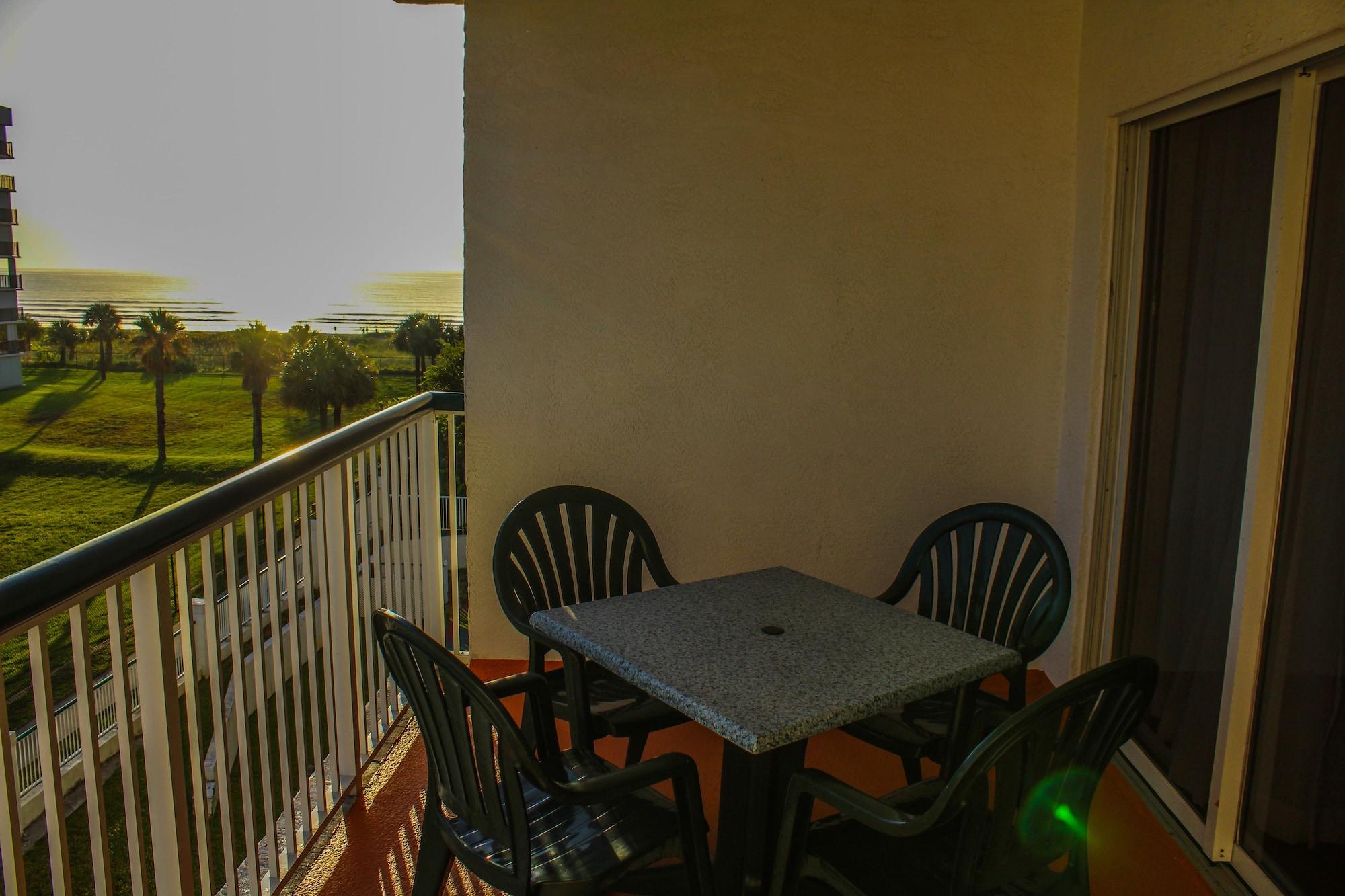 The Resort On קוקו ביץ' מראה חיצוני תמונה